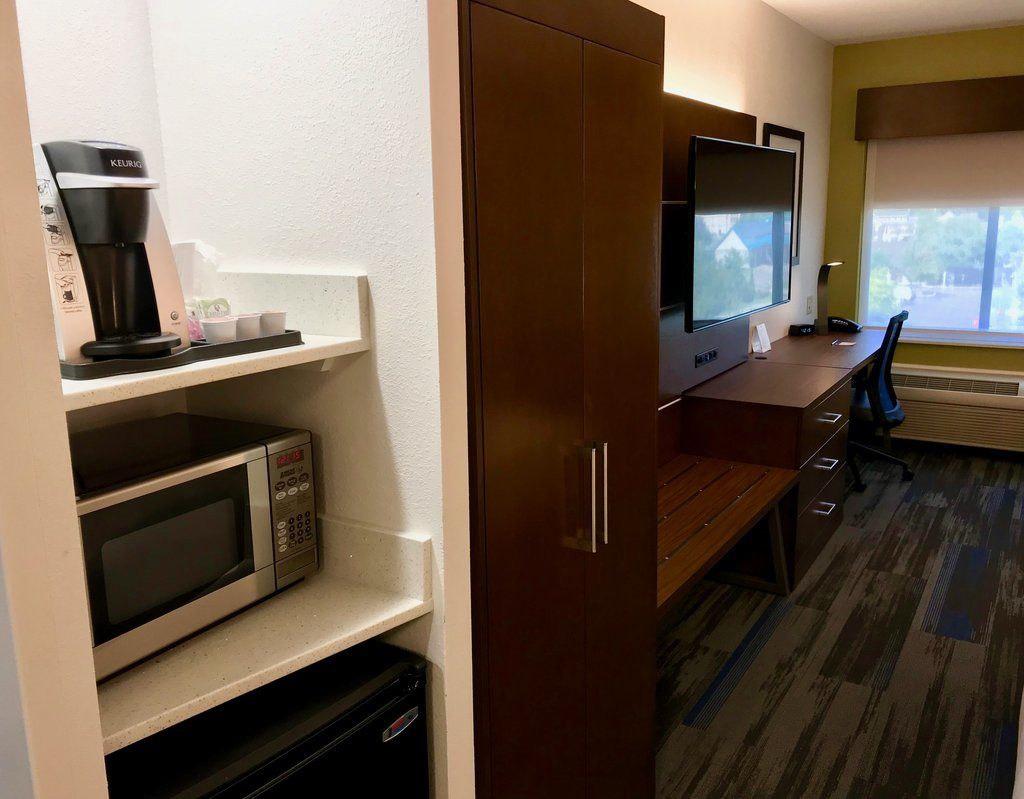 Holiday Inn Express Fishkill-Mid Hudson Valley By Ihg Фишкил Екстериор снимка
